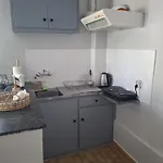 Alexandra Aparthotel Neos Pirgos