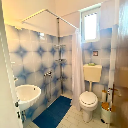 Alexandra Aparthotel *