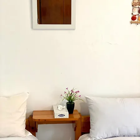 Alexandra Néos Pírgos