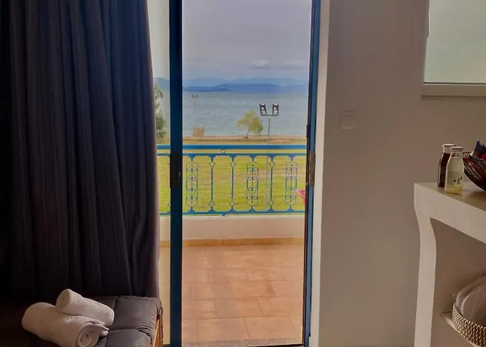 Alexandra Neos Pirgos