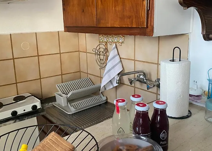 Alexandra Aparthotel Neos Pirgos